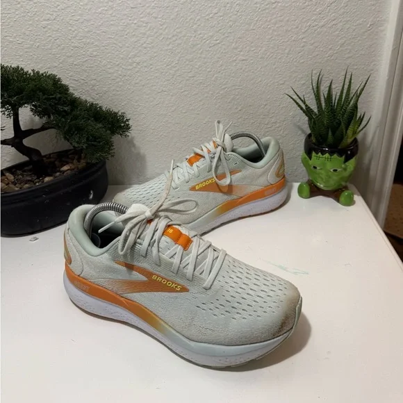 Brooks Women's Athletic Shoes - White and Orange - Picture 5 of 5